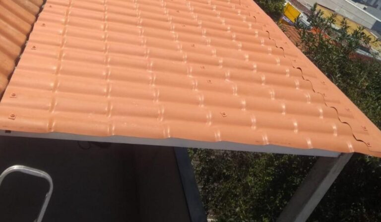 Telhas de PVC vantagens e desvantagens