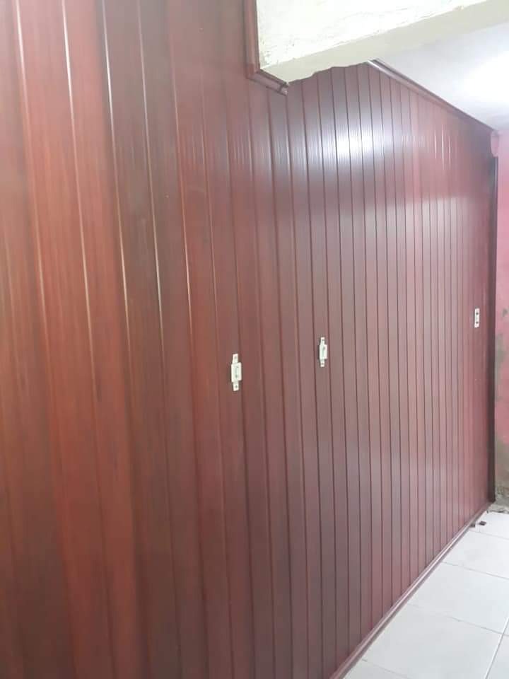 Mofo e manchas no teto? Descubra por que o PVC é a solução definitiva contra a umidade 1 image 5